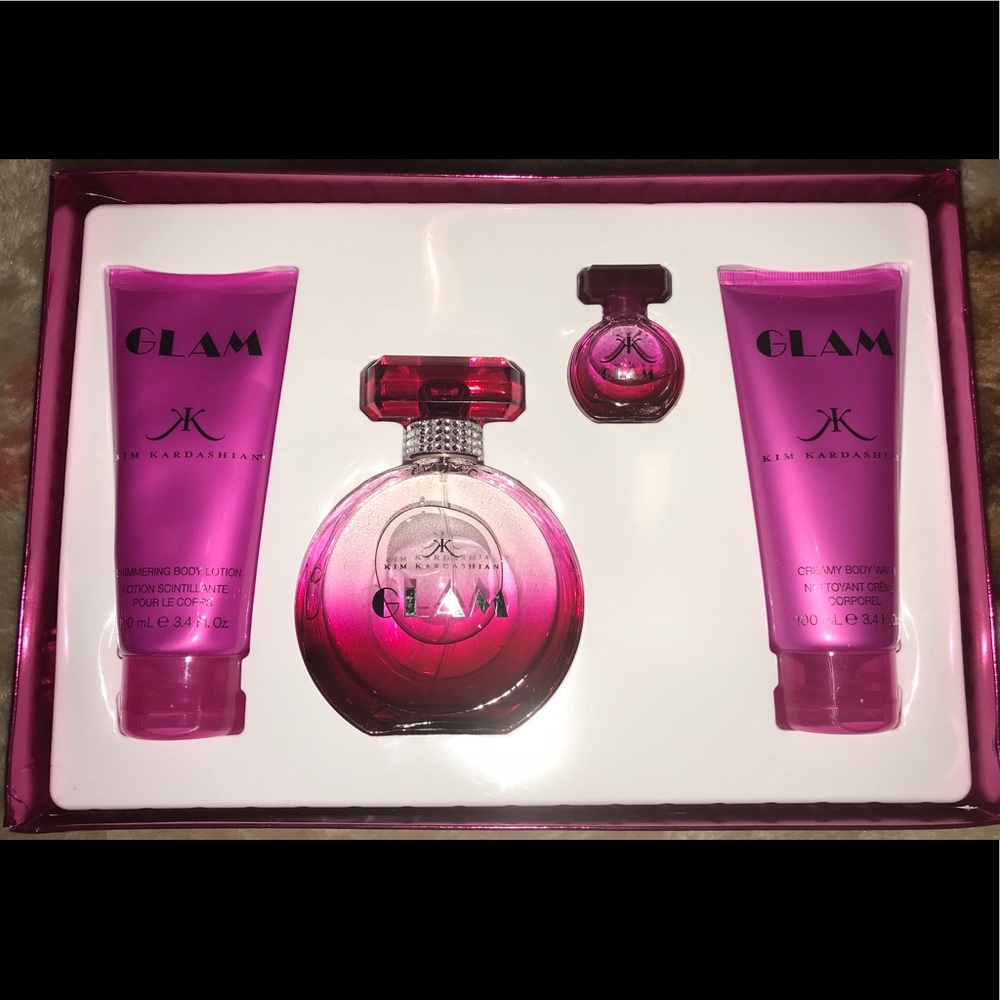 Kim Kardashian ‘Glam’ perfume gift set